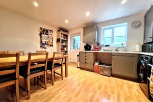 Kitchen/Diner- click for photo gallery